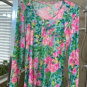 Lilly top